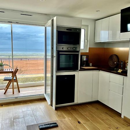 Mettons Les Voiles - Appt Vue Mer Avec Loggia Bernieres-sur-Mer Экстерьер фото
